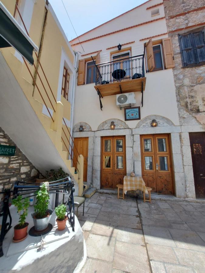 Ήλιος Πατσακης Apartment Symi Bagian luar foto